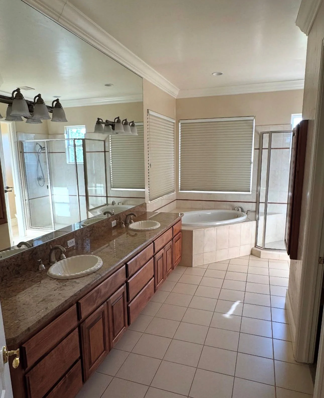 Home 38 WhatsApp Image 2026 02 18 at 3.34.01 AM 3